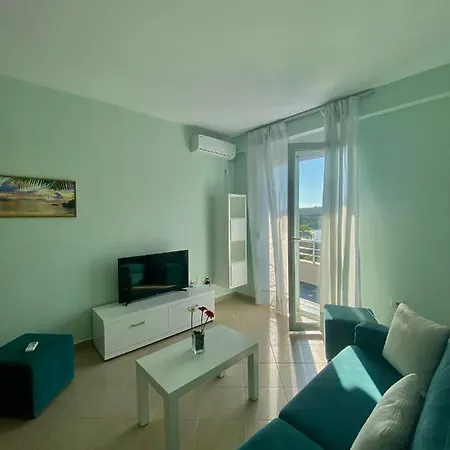 Relax Apts 2 Sarande